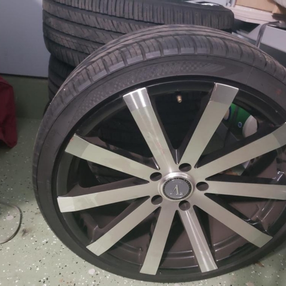 Rims and tires - Picture 1 of 2